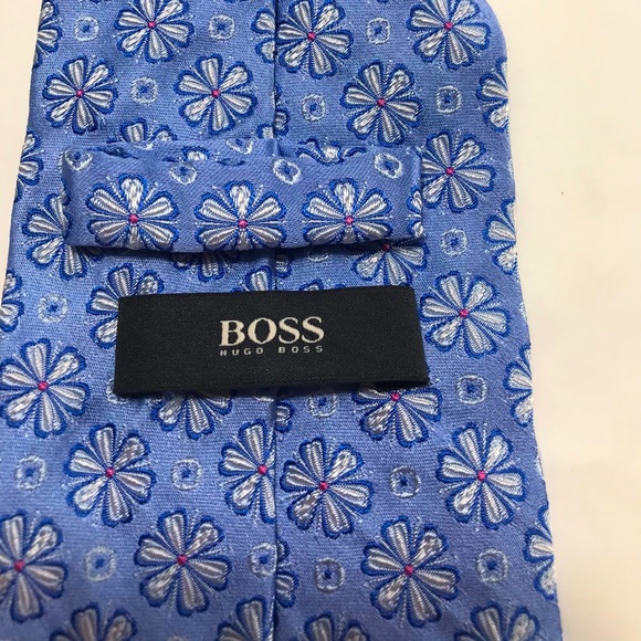 100% SILK DESIGNER HUGO BOSS TIE! - Picture 2 of 5